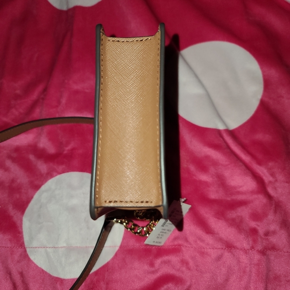 Michael Kors Crossbody - Picture 13 of 13